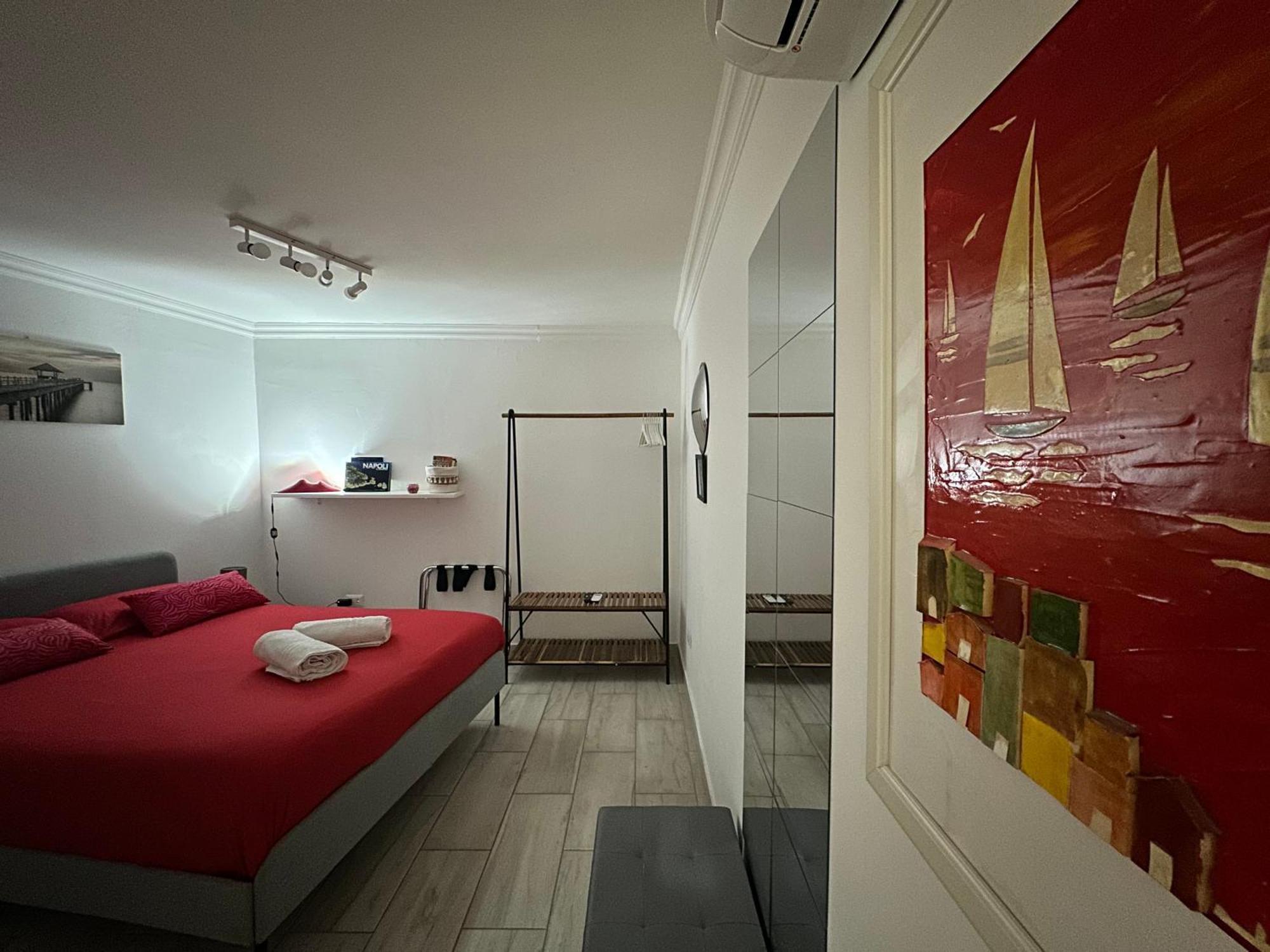 Amare Guest House Наполи Екстериор снимка